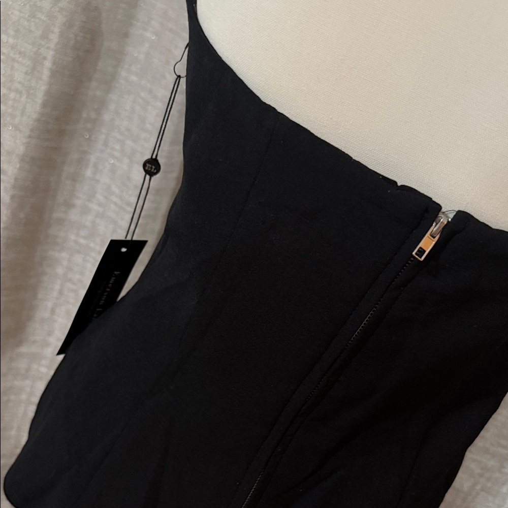 Black Strapless Top - Picture 3 of 4